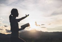 Daily Strength for Women Devotional