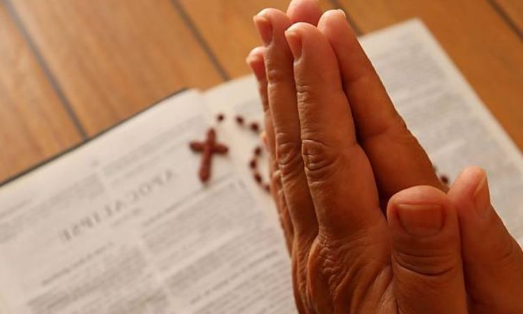 A Sample Heartfelt Prayer for Forgiveness