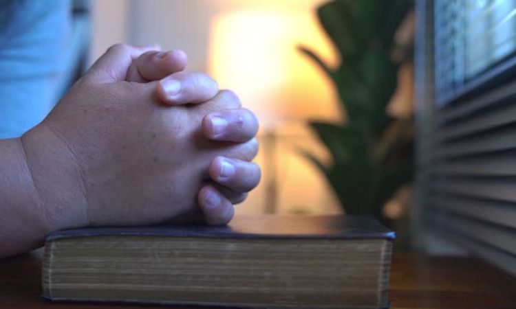 A Prayer for Peace When Your Heart Feels Heavy